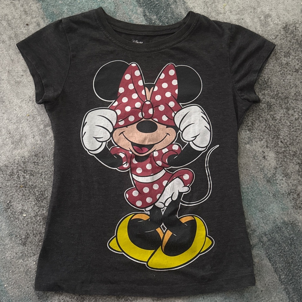 Girls Minnie Mouse shirt